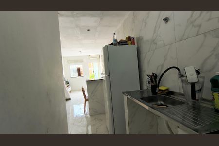 Casa de condomínio para alugar com 100m², 2 quartos e 2 vagasCozinha 