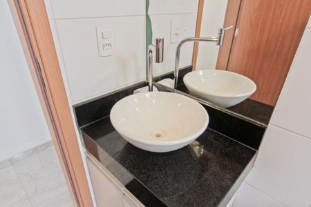 Apartamento para alugar com 45m², 2 quartos e 1 vagaBanheiro