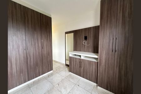 Apartamento para alugar com 55m², 2 quartos e 2 vagas Apartamento para alugar com 55m², 2 quartos e 2 vagasSuíte