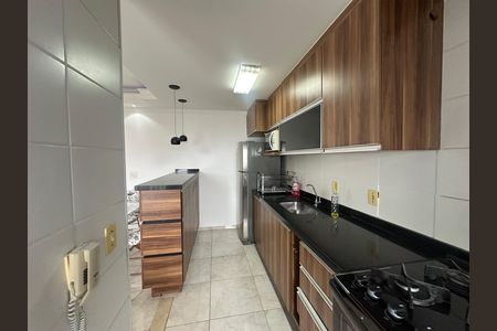 Apartamento para alugar com 55m², 2 quartos e 2 vagas Apartamento para alugar com 55m², 2 quartos e 2 vagasCozinha