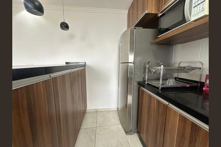 Apartamento para alugar com 55m², 2 quartos e 2 vagas Apartamento para alugar com 55m², 2 quartos e 2 vagasCozinha