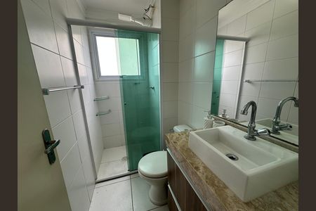Apartamento para alugar com 55m², 2 quartos e 2 vagas Apartamento para alugar com 55m², 2 quartos e 2 vagasBanheiro da Suíte