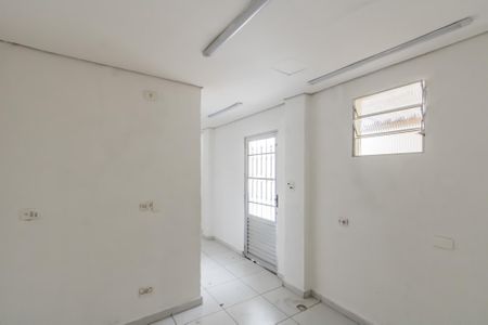 Casa para alugar com 156m², 3 quartos e 2 vagas Casa para alugar com 156m², 3 quartos e 2 vagasSuite