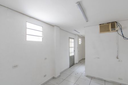 Casa para alugar com 156m², 3 quartos e 2 vagas Casa para alugar com 156m², 3 quartos e 2 vagasSuite