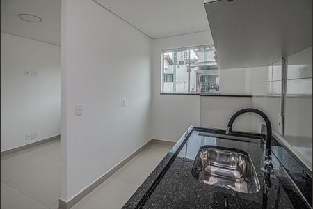 Apartamento para alugar com 33m², 1 quarto e sem vagacozinha e área de serviço compartilhadas_3