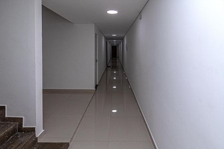 Apartamento para alugar com 33m², 1 quarto e sem vagacorredor de acesso_2