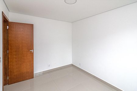 quarto_3 de apartamento para alugar com 1 quarto, 33m² em Vila Moinho Velho, São Paulo