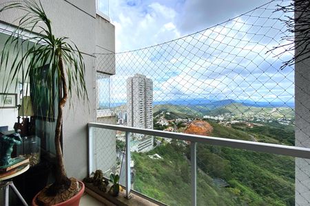 Apartamento à venda com 219m², 4 quartos e 4 vagasVaranda da Sala