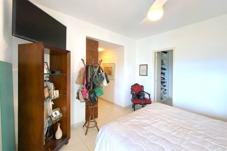 Apartamento à venda com 219m², 4 quartos e 4 vagasSuite 1