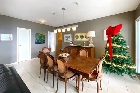 Apartamento à venda com 219m², 4 quartos e 4 vagasSala