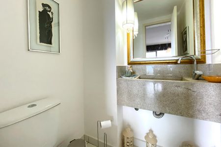 Apartamento à venda com 219m², 4 quartos e 4 vagasLavabo da Sala