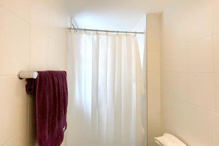 Apartamento à venda com 219m², 4 quartos e 4 vagasBanheiro da Suíte 3