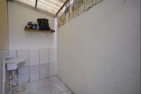 Área de Serviço de casa de condomínio para alugar com 2 quartos, 80m² em São João do Rio Vermelho, Florianópolis