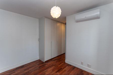 Apartamento à venda com 115m², 2 quartos e 1 vagaQuarto 1 Suíte