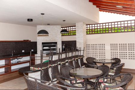 Apartamento à venda com 115m², 2 quartos e 1 vagaÁrea Comum