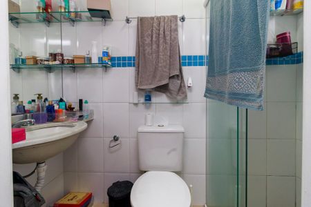 Apartamento para alugar com 55m², 2 quartos e 1 vagaSuíte - Banheiro