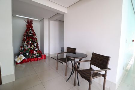Apartamento para alugar com 103m², 3 quartos e 2 vagasHall social