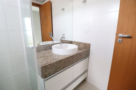 Apartamento para alugar com 103m², 3 quartos e 2 vagasBanheiro do Quarto 3