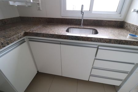 Apartamento para alugar com 103m², 3 quartos e 2 vagasCozinha
