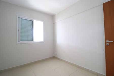 Quarto 1 de apartamento para alugar com 3 quartos, 103m² em Martins, Uberlândia