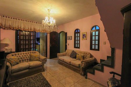 Casa para alugar com 2 quartos, 120m² em São Rafael, São Paulo