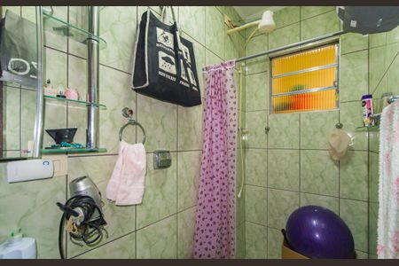 Casa à venda com 100m², 3 quartos e 1 vagaBanheiro - Área de Serviço