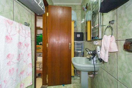 Casa à venda com 100m², 3 quartos e 1 vagaBanheiro - Área de Serviço