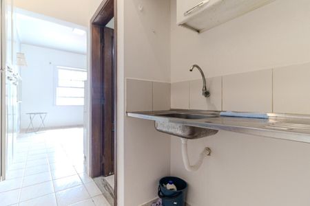 Cozinha de kitnet/studio para alugar com 1 quarto, 28m² em Campos Elíseos, São Paulo