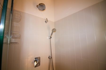 Banheiro de apartamento para alugar com 1 quarto, 48m² em Brooklin, São Paulo