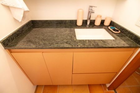 Banheiro de apartamento para alugar com 1 quarto, 48m² em Brooklin, São Paulo