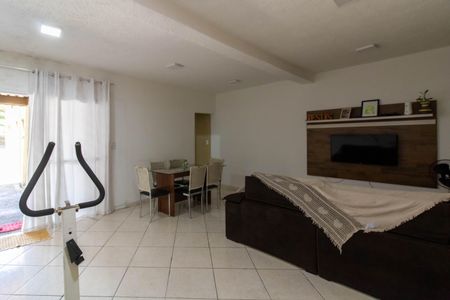 Sala de casa para alugar com 2 quartos, 100m² em Jardim Adriana, Guarulhos