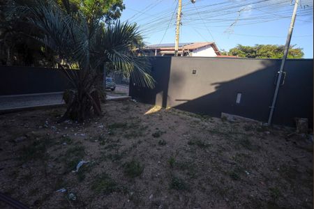 Casa para alugar com 200m², 2 quartos e 3 vagas Casa para alugar com 200m², 2 quartos e 3 vagasQuintal