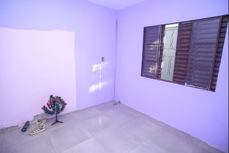 Casa para alugar com 200m², 2 quartos e 3 vagas Casa para alugar com 200m², 2 quartos e 3 vagasQuarto