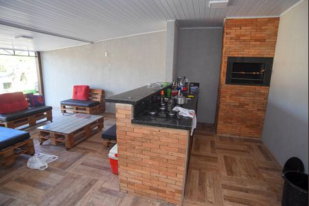 Casa para alugar com 200m², 2 quartos e 3 vagas Casa para alugar com 200m², 2 quartos e 3 vagasÁrea comum - Churrasqueira