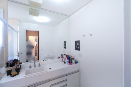 Apartamento à venda com 162m², 3 quartos e 3 vagas Apartamento à venda com 162m², 3 quartos e 3 vagasBanheiro da Suíte 3