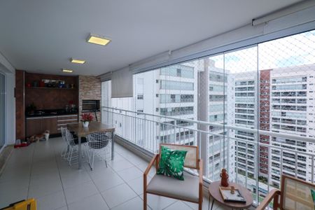 Apartamento à venda com 162m², 3 quartos e 3 vagas Apartamento à venda com 162m², 3 quartos e 3 vagasVaranda Gourmet