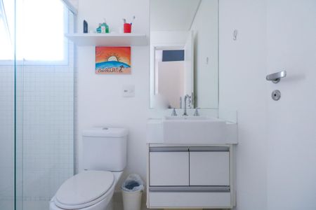 Apartamento à venda com 162m², 3 quartos e 3 vagas Apartamento à venda com 162m², 3 quartos e 3 vagasBanheiro da Suíte 2