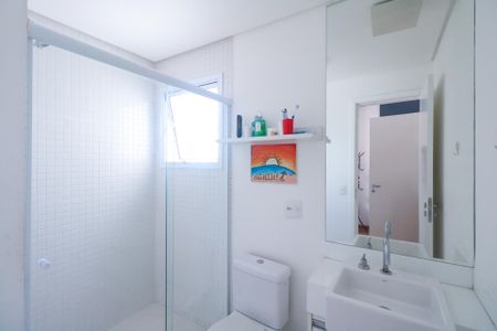 Apartamento à venda com 162m², 3 quartos e 3 vagas Apartamento à venda com 162m², 3 quartos e 3 vagasBanheiro da Suíte 2