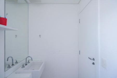 Apartamento à venda com 162m², 3 quartos e 3 vagas Apartamento à venda com 162m², 3 quartos e 3 vagasBanheiro da Suíte 2