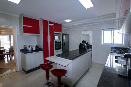 Apartamento à venda com 162m², 3 quartos e 3 vagas Apartamento à venda com 162m², 3 quartos e 3 vagasCozinha