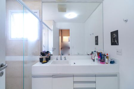 Apartamento à venda com 162m², 3 quartos e 3 vagas Apartamento à venda com 162m², 3 quartos e 3 vagasBanheiro da Suíte 3