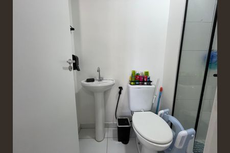 Apartamento para alugar com 32m², 2 quartos e sem vaga Apartamento para alugar com 32m², 2 quartos e sem vagaBanheiro