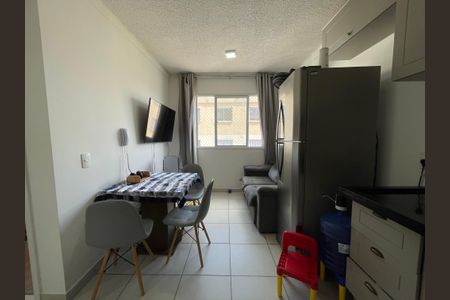 Sala de apartamento para alugar com 2 quartos, 32m² em Jardim Celeste, São Paulo