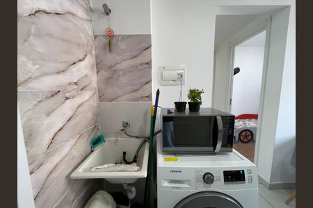 Apartamento para alugar com 32m², 2 quartos e sem vaga Apartamento para alugar com 32m², 2 quartos e sem vagaCozinha e Área de Serviço