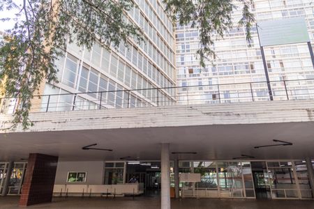 Apartamento à venda com 40m², 1 quarto e sem vaga Apartamento à venda com 40m², 1 quarto e sem vagaFachada