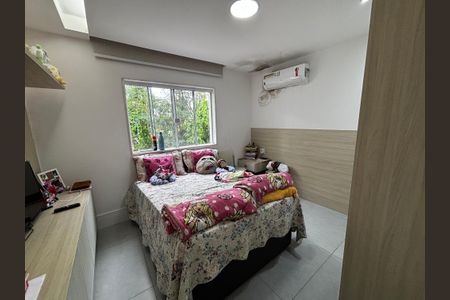 Casa de condomínio à venda com 350m², 5 quartos e 5 vagasSuíte 2