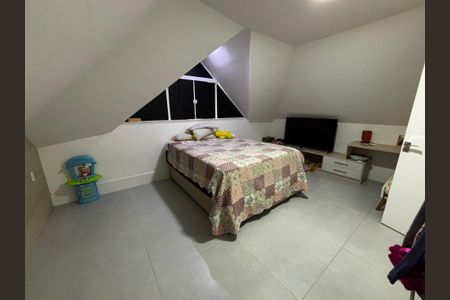 Casa de condomínio à venda com 350m², 5 quartos e 5 vagasQuarto 4