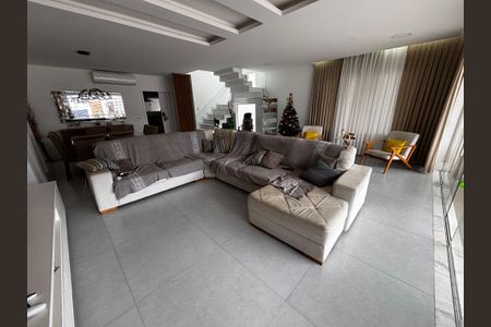 Sala de casa de condomínio à venda com 5 quartos, 350m² em Vargem Grande, Rio de Janeiro