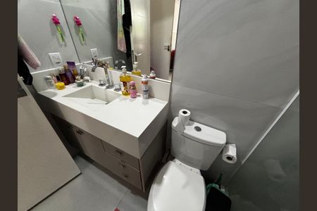 Casa de condomínio à venda com 350m², 5 quartos e 5 vagasBanheiro da Suíte 3