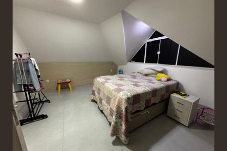 Casa de condomínio à venda com 350m², 5 quartos e 5 vagasQuarto 4
